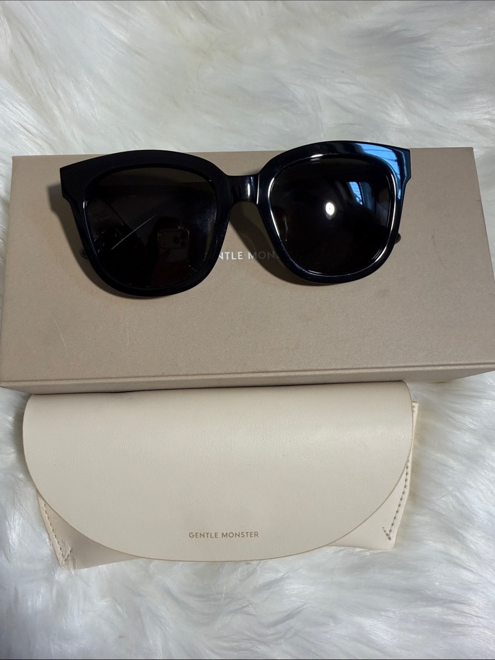GENTLE MONSTER ABSENTE SUNGLASSES